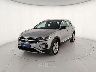 Usata VW T-Roc Style 116 CV (85 kW) 2025 Grigio metallizzato SUV