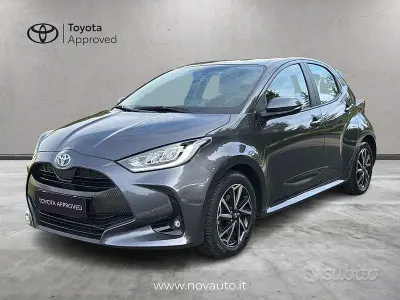 Second-hand Toyota Yaris Hybrid Trend 116 CP (85 kW) 2022 Gri Berlinǎ