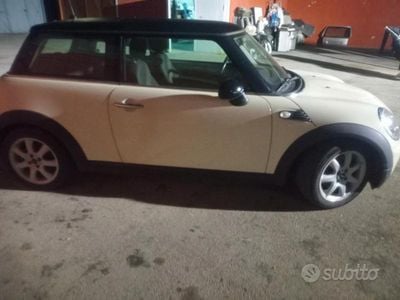 Usata Mini Cooper 63 CV (46 kW) 2007 Marrone Utilitaria