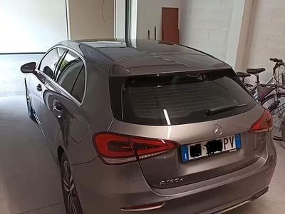 Usata Mercedes A180 2022 Grigio Berlina