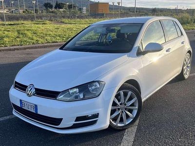 Usata VW Golf VII Highline 110 CV (80 kW) 2014 Berlina