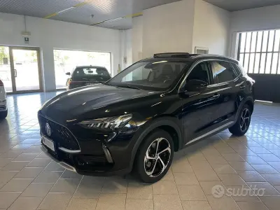 Usata MG HS Luxury 162 CV (119 kW) 2024 Nero SUV