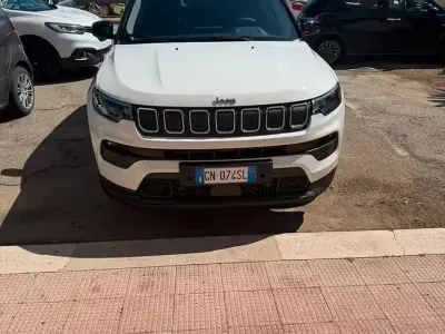 Usata Jeep Compass 130 CV (95 kW) 2023 Bianco SUV