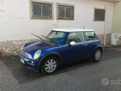Usata Mini Cooper 116 CV (85 kW) 2002 Utilitaria