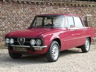 Usata Alfa Romeo Giulia Super 89 CV (65 kW) 1975 Rosso Berlina
