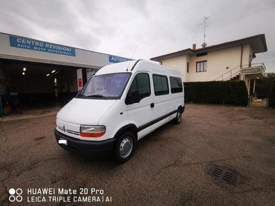 usata Renault Master 9 POSTI