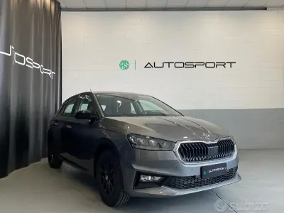 Nieuw Skoda Fabia Selection 80 PK (58 kW) 2025 Grijs Hatchback