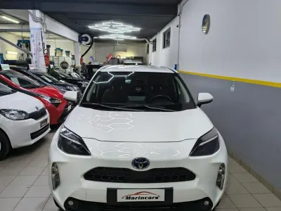 Usata Toyota Yaris Hybrid Active 92 CV (67 kW) 2022 Bianco Berlina
