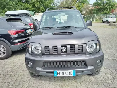 Usata Suzuki Jimny 85 CV (62 kW) 2016 Nero SUV