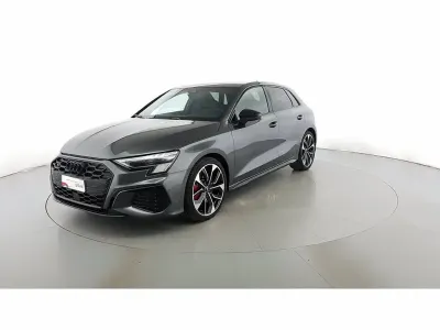 Usata Audi S3 Sport 310 CV (228 kW) 2024 Grigio daytona Berlina