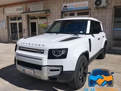 Usata Land Rover Defender HSE Dynamic 404 CV (297 kW) 2021 Bianco SUV