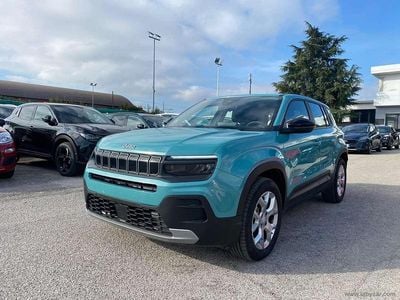 Usata Jeep Avenger Altitude 101 CV (74 kW) 2024 Blu/azzurro SUV