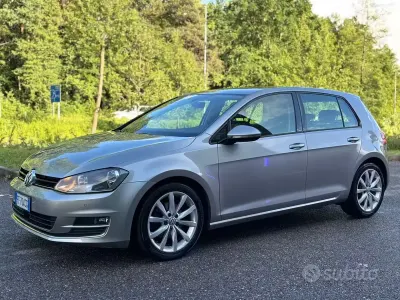Usata VW Golf VII Highline 110 CV (80 kW) 2016 Grigio Berlina