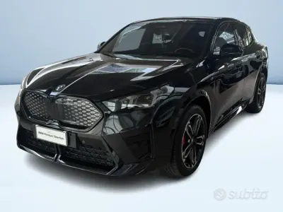 Gebraucht BMW iX2 M Sport 67 kW (92 PS) 2025 Schwarz SUV