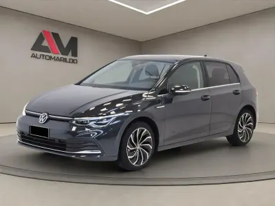 Usata VW Golf VIII Style 149 CV (109 kW) 2020 Berlina