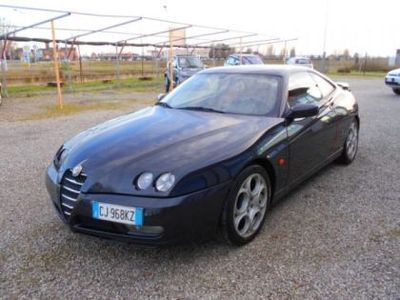 usata Alfa Romeo GTV 2.0 jts 16v ***INTERNI IN PELLE ROSSA***