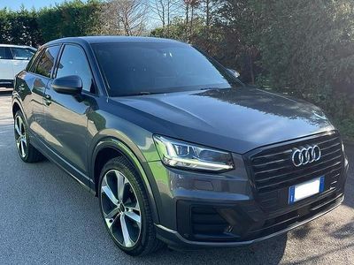 Usata Audi Q2 S-Line 116 CV (85 kW) 2018 Grigio SUV