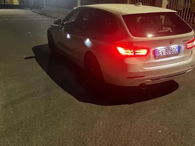 Usata BMW 320 Sport Line 184 CV (135 kW) 2013 Bianco Station wagon