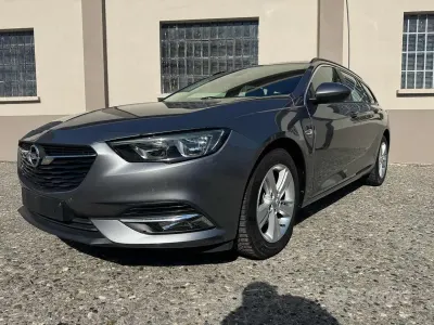 Usata Opel Insignia Business 136 CV (100 kW) 2022 Grigio Station wagon