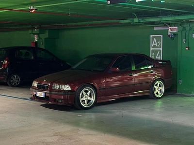 Usata BMW 320 150 CV (110 kW) 1995 Rosso Berlina