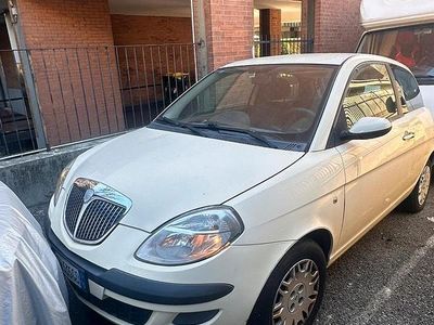 Usata Lancia Ypsilon 69 CV (50 kW) 2005 Utilitaria