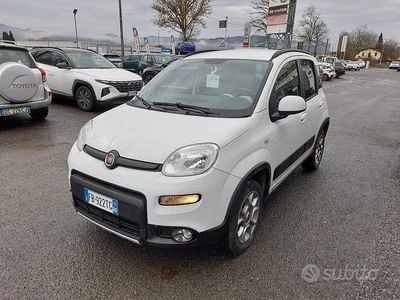 Usata Fiat Panda 4x4 S 95 CV (69 kW) 2015 Bianco Utilitaria