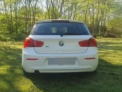Usata BMW 118 150 CV (110 kW) 2015 Bianco Utilitaria