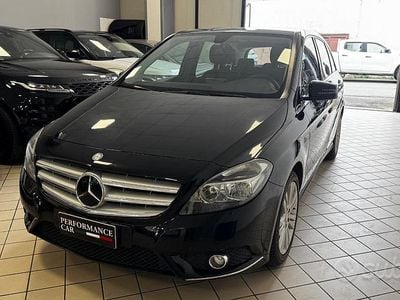 Usata Mercedes B180 Executive 122 CV (89 kW) 2012 Nero Monovolume