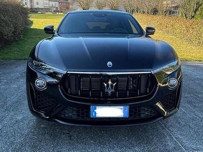 Nero Usata 2019 Maserati Levante GranLusso SUV | 34.900 € (Ottimo prezzo)