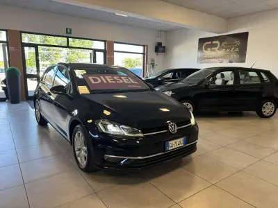 Usata VW Golf VII Business 116 CV (85 kW) 2020 Nero Berlina