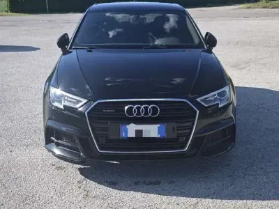 Usata Audi A3 Design 190 CV (139 kW) 2018 Berlina