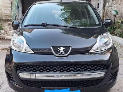 Usata Peugeot 107 68 CV (50 kW) 2009 Nero Utilitaria