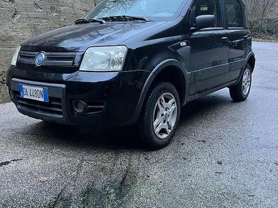 Usata Fiat Panda 70 CV (51 kW) 2006 Utilitaria