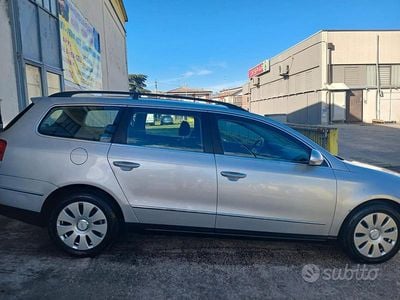 Usata VW Passat 190 CV (139 kW) 2008 Grigio Station wagon