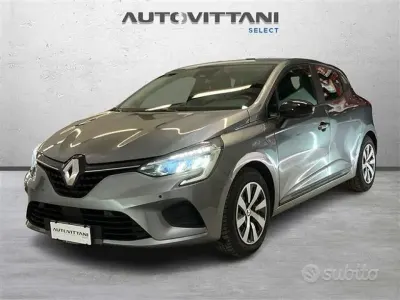 Usata Renault Clio V Equilibre 91 CV (66 kW) 2023 Gray Berlina