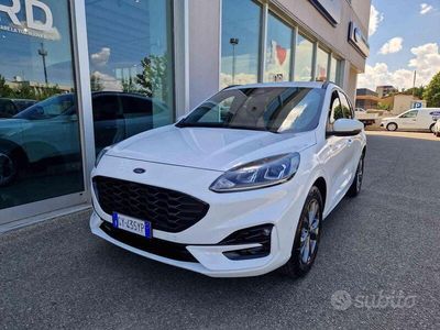 Nuova Ford Kuga ST-Line 151 CV (111 kW) 2025 Bianco SUV