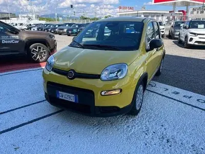 Usata Fiat Panda S 70 CV (51 kW) 2024 Giallo Utilitaria