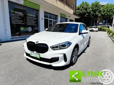 Usata BMW 118 M Sport 150 CV (110 kW) 2020 Bianco Utilitaria