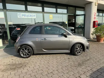 Usata Abarth 595 140 CV (102 kW) 2016 Grigio Berlina