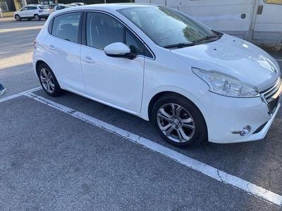 Occasion Peugeot 208 Access 82 ch (60 kW) 2014 Citadine