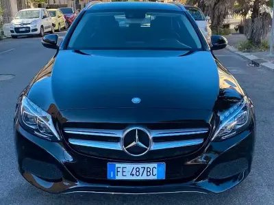 Käytetty Mercedes C200 Premium 136 HP (100 kW) 2016 Musta Farmari