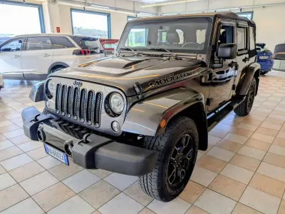 Usata Jeep Wrangler Limited 284 CV (208 kW) 2017 Smoky mountayn grey metallic SUV