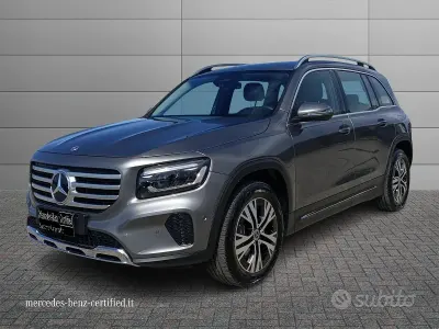 Usata Mercedes GLB180 Advanced 116 CV (85 kW) 2025 Grigio SUV