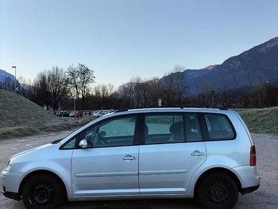 Usata VW Touran 2006 Grigio Monovolume