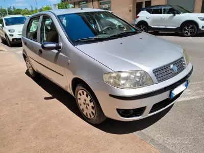 Usata Fiat Punto Classica 60 CV (44 kW) 2007 Grigio Utilitaria