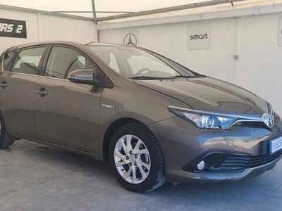 Usata Toyota Auris Hybrid Business Edition 99 CV (72 kW) 2018 Grigio Berlina
