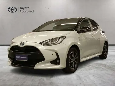 Usata Toyota Yaris Hybrid Style 116 CV (85 kW) 2022 Bianco Berlina