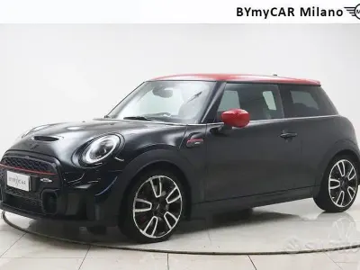 Käytetty Mini John Cooper Works 231 HP (169 kW) 2022 Musta Viistoperä
