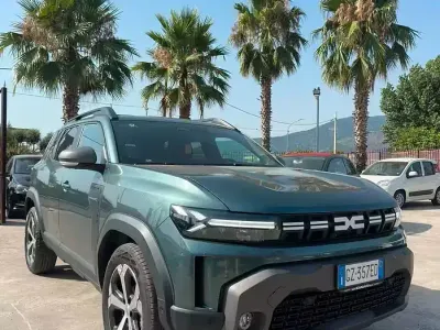 Usata Dacia Duster Journey 94 CV (69 kW) 2025 Verde SUV