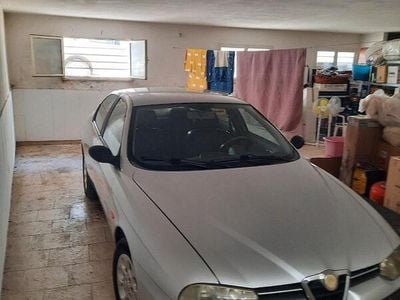 Usata Alfa Romeo 156 105 CV (77 kW) 2000 Grigio Berlina